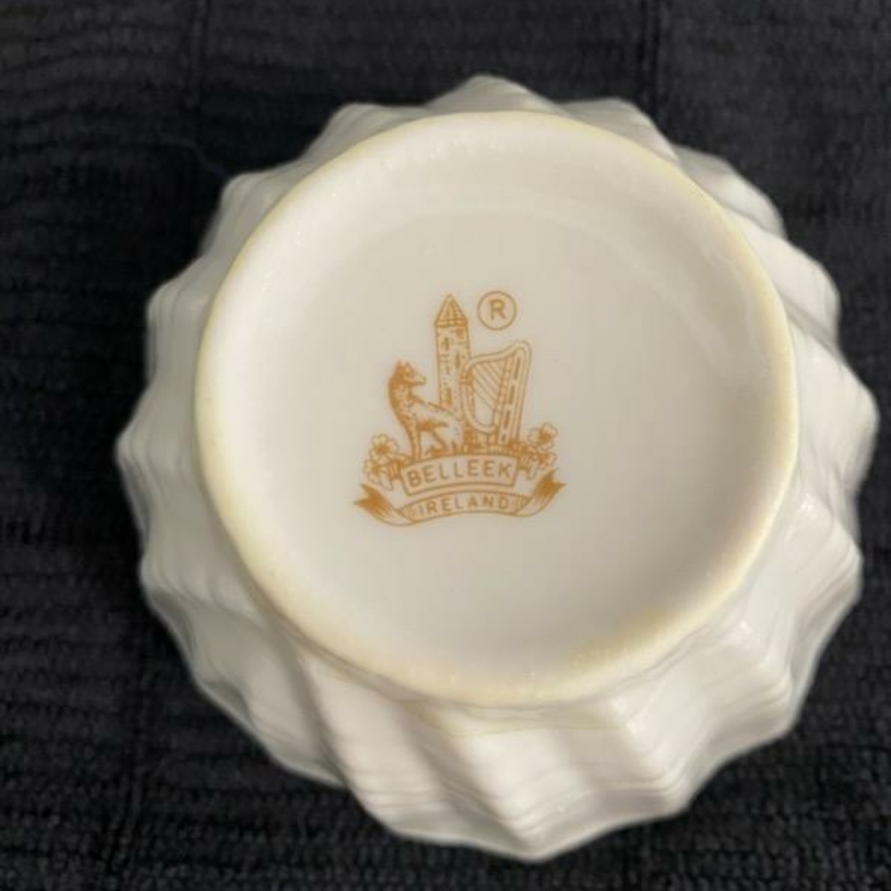 Belleek Shell Cream Sugar Set - Picture 2 of 5